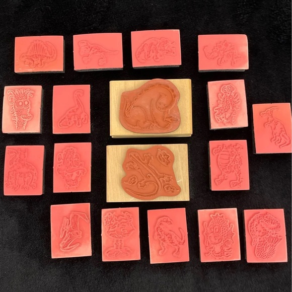 Rubber Stamps x 18 (Dinosaurs & Sea Creatures) - Picture 2 of 2